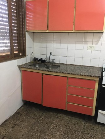 VENTA - DEPARTAMENTO - DOS AMBIENTES - GALPON - CASEROS - BLOCK - IDEAL INVERSOR . OPORTUNIDAD
