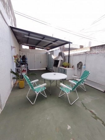 CASA - PH - 4 - CUATRO - AMBIENTES - CASEROS - TRES DE FEBRERO - GARAGE - PATIO