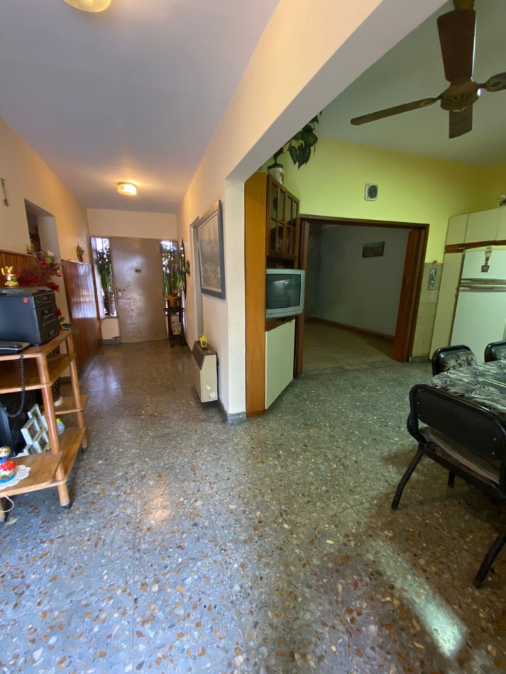 CASA - LOTE PROPIO - TRES AMBIENTES CON GARAJE - GRAN PATIO - TERRAZA - MARTIN CORONADO - VILLA BOSCH - APTA CREDITO