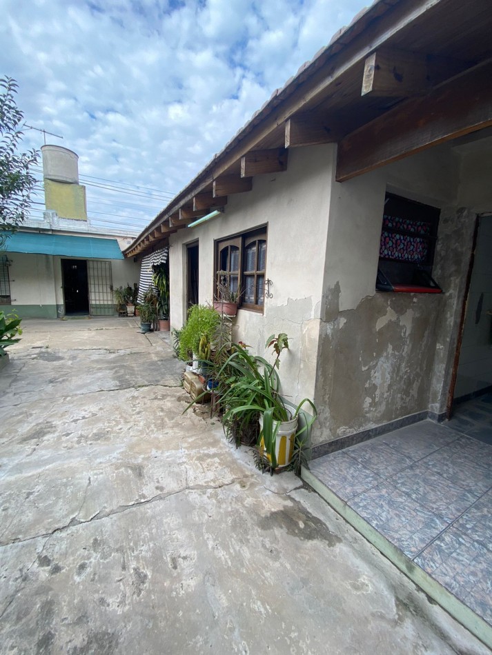 CASA - LOTE PROPIO - TRES AMBIENTES CON GARAJE - GRAN PATIO - TERRAZA - MARTIN CORONADO - VILLA BOSCH - APTA CREDITO