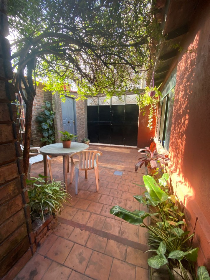 VENTA - GRAN CASA MULTIFAMILIAR EN DOS PLANTAS - APTO CREDITO
