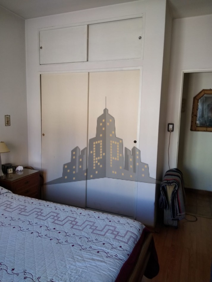 VENTA - CASA CUATRO AMBIENTES - SANTOS LUGARES - TIPO DUPLEX - ACEPTA PERMUTA MENOR VALOR