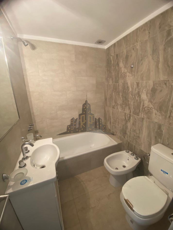 VENTA - DEPTO A ESTRENAR MONOAMBIENTE - 4TO PISO  - CASEROS CENTRO 