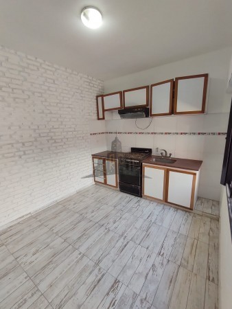 CASA - PH - OPORTUNIDAD - TRES 3 AMBIENTES - CASEROS - TRES DE FEBRERO - DOS 2 PATIOS