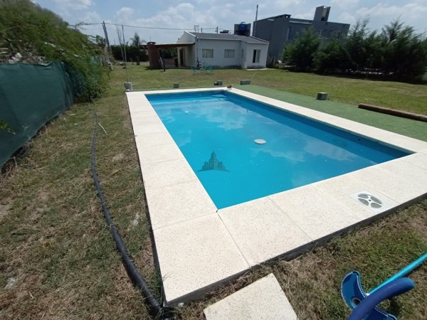 VENTA - OPORTUNIDAD - CASA 4 AMBIENTES - CON PISCINA - BARRIO CERRADO LOS ROBLES DE ALVAREZ 2 - FRANCISCO ALVAREZ