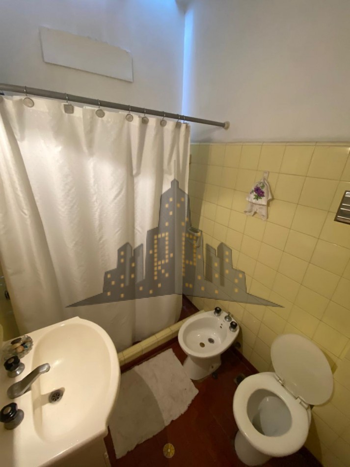 VENTA - PH 4 CUATRO AMBIENTES - CASEROS - CON GARAJE - PATIO Y TERRAZA