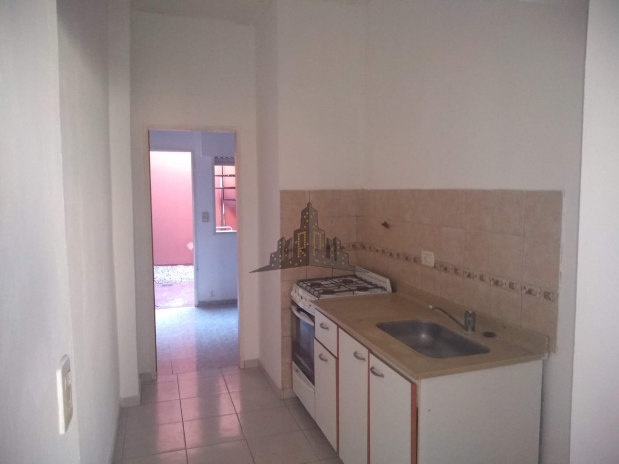  VENTA - DUPLEX - DOS AMBIENTES - CASEROS - APTO COMERCIAL - 