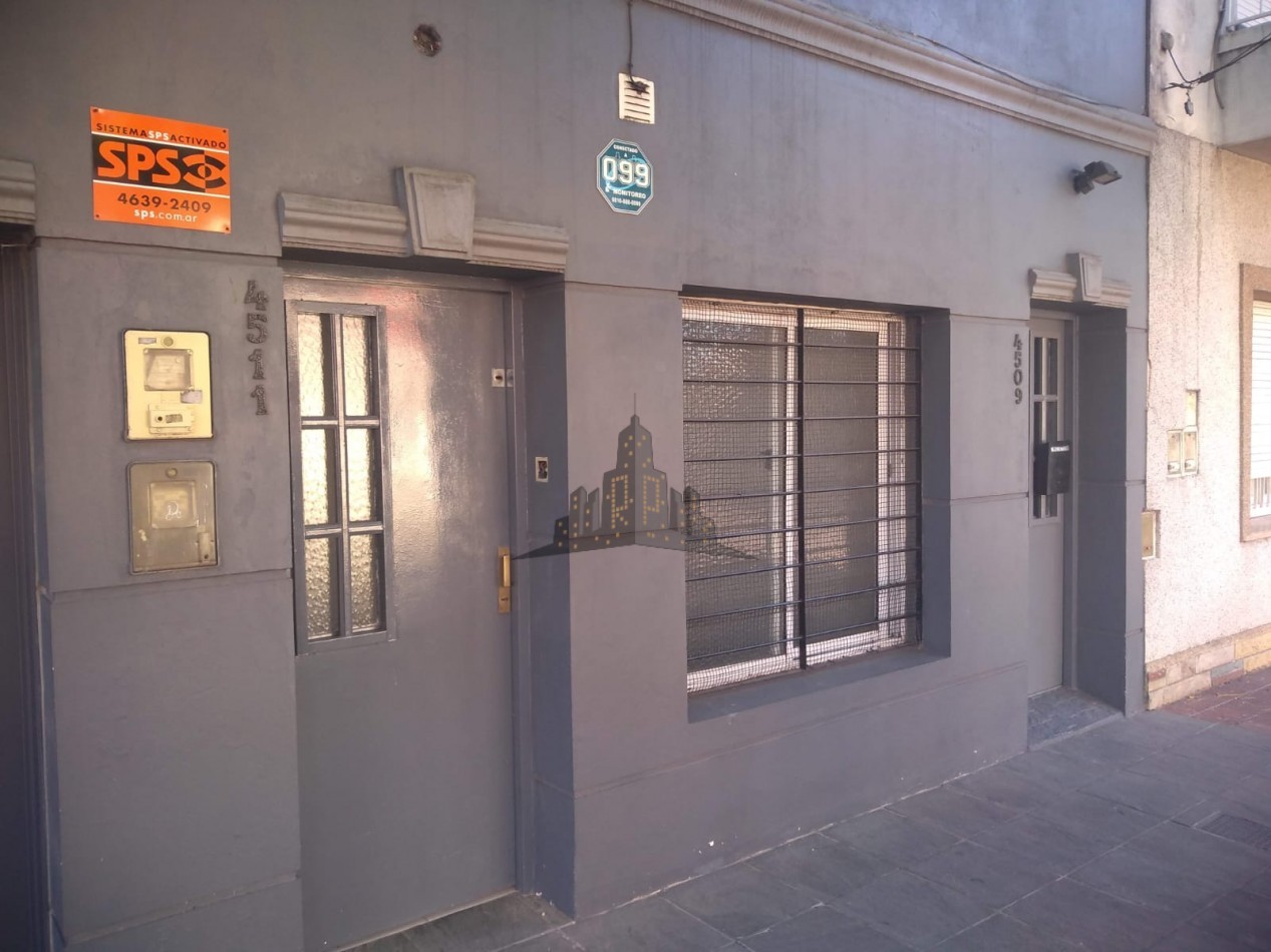  VENTA - DUPLEX - DOS AMBIENTES - CASEROS - APTO COMERCIAL - 