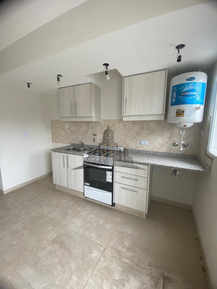 VENTA - DEPTO A ESTRENAR MONOAMBIENTE - 4TO PISO  - CASEROS CENTRO 