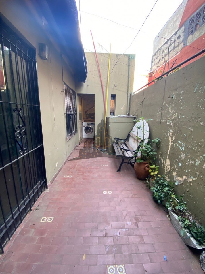 VENTA - DEPARTAMENTO PH - DOS AMBIENTES - CON PATIO Y LAVADERO - PLANTA BAJA - APTO CREDITO