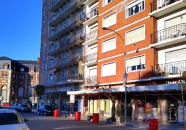 VENTA - DEPARTAMENTO -  2 AMBIENTES - EXCELENTE UBICACION - PLAZA COLON - MAR DEL PLATA