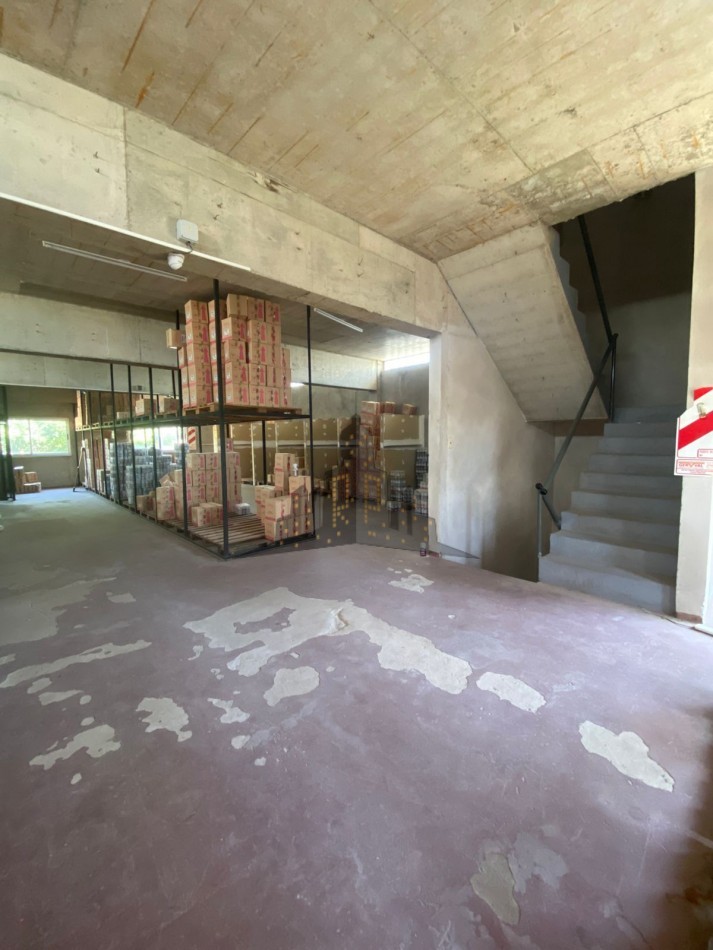  ALQUILER - DEPOSITO MULTIPROPOSITO - MAYORISTA - MONTACARGA - SANTOS LUGARES 