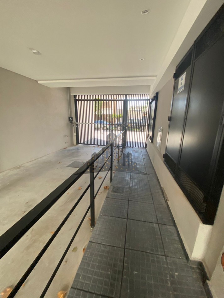 ALQUILER - A ESTRENAR DOS AMBIENTES - CASEROS NORTE - APTO PROFESIONAL 