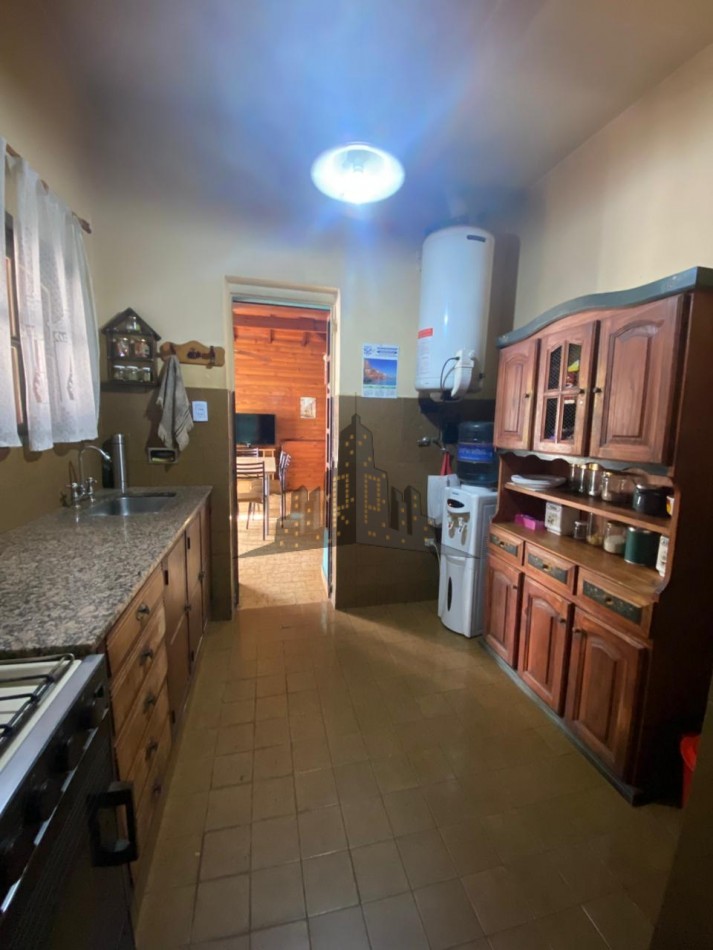 VENTA - GRAN CASA MULTIFAMILIAR EN DOS PLANTAS - APTO CREDITO 