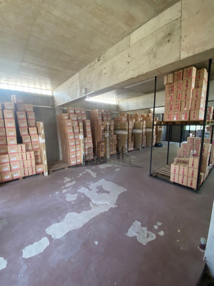  ALQUILER - DEPOSITO MULTIPROPOSITO - MAYORISTA - MONTACARGA - SANTOS LUGARES 