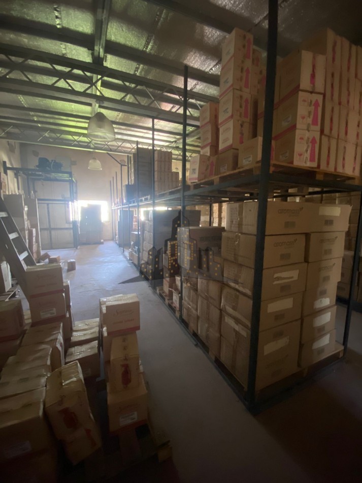  ALQUILER - DEPOSITO MULTIPROPOSITO - MAYORISTA - MONTACARGA - SANTOS LUGARES 