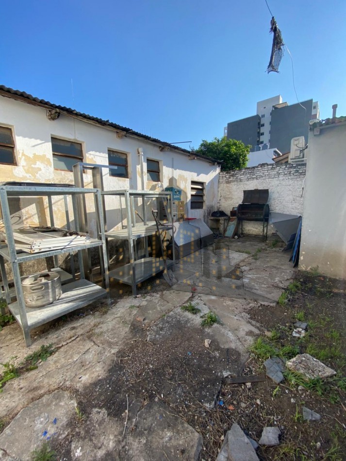 VENTA - GRAN LOCAL COMERCIAL - OPORTUNIDAD - INVERSION - CASEROS