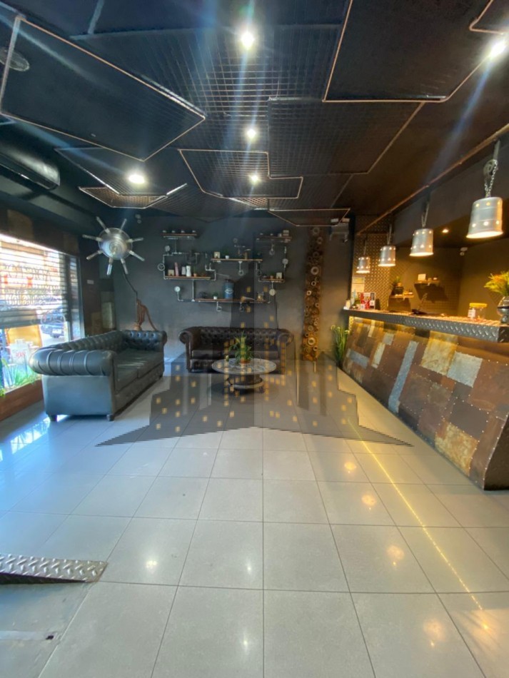 VENTA - GRAN LOCAL COMERCIAL - OPORTUNIDAD - INVERSION - CASEROS