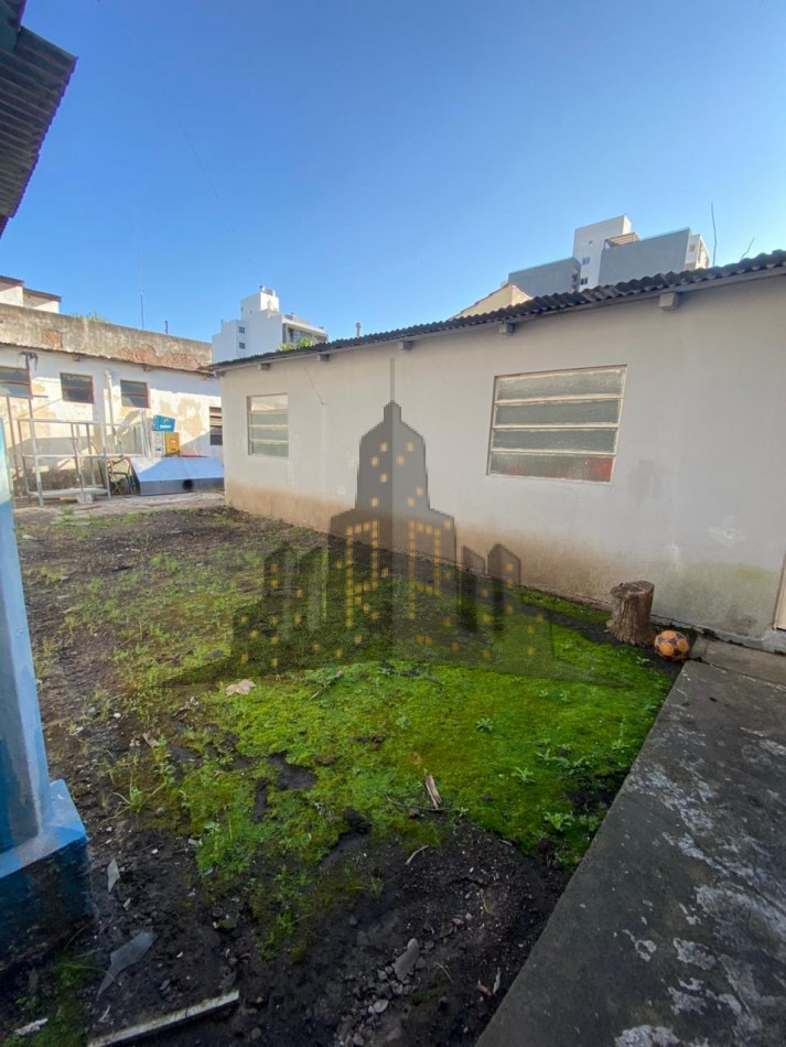 VENTA - GRAN LOCAL COMERCIAL - OPORTUNIDAD - INVERSION - CASEROS