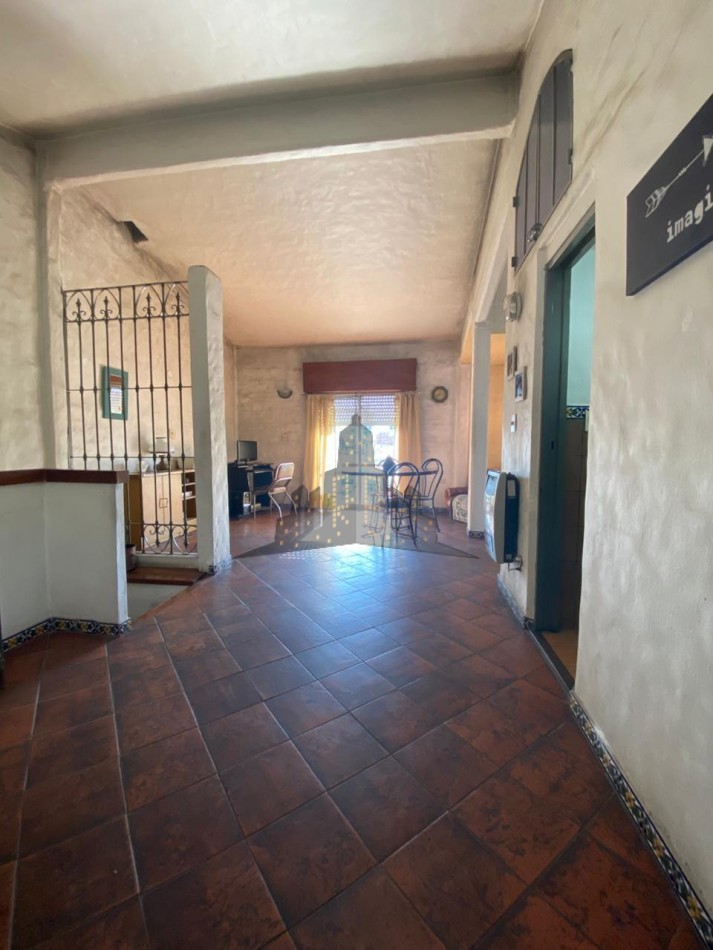 VENTA - GRAN CASA MULTIFAMILIAR EN DOS PLANTAS - APTO CREDITO 