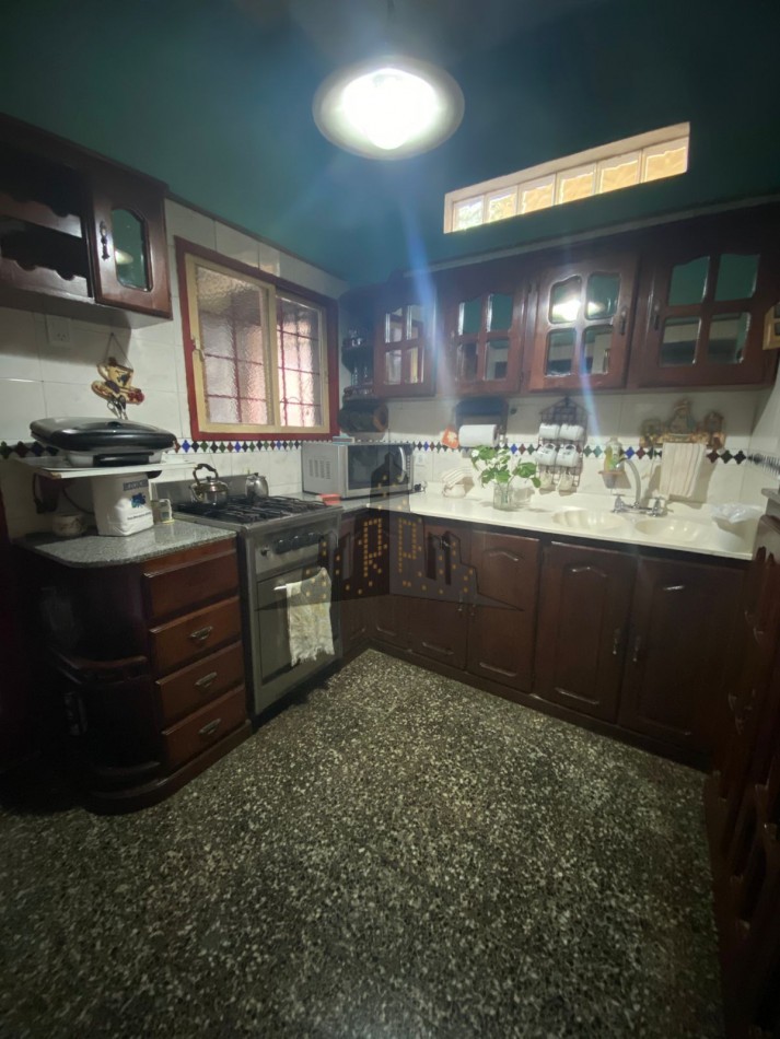 VENTA - PH AL FRENTE - 3 AMBIENTES - SANTOS LUGARES - TERRAZA PROPIA  - APTA CREDITO 