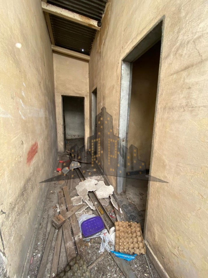 VENTA - GRAN LOCAL COMERCIAL - OPORTUNIDAD - INVERSION - CASEROS