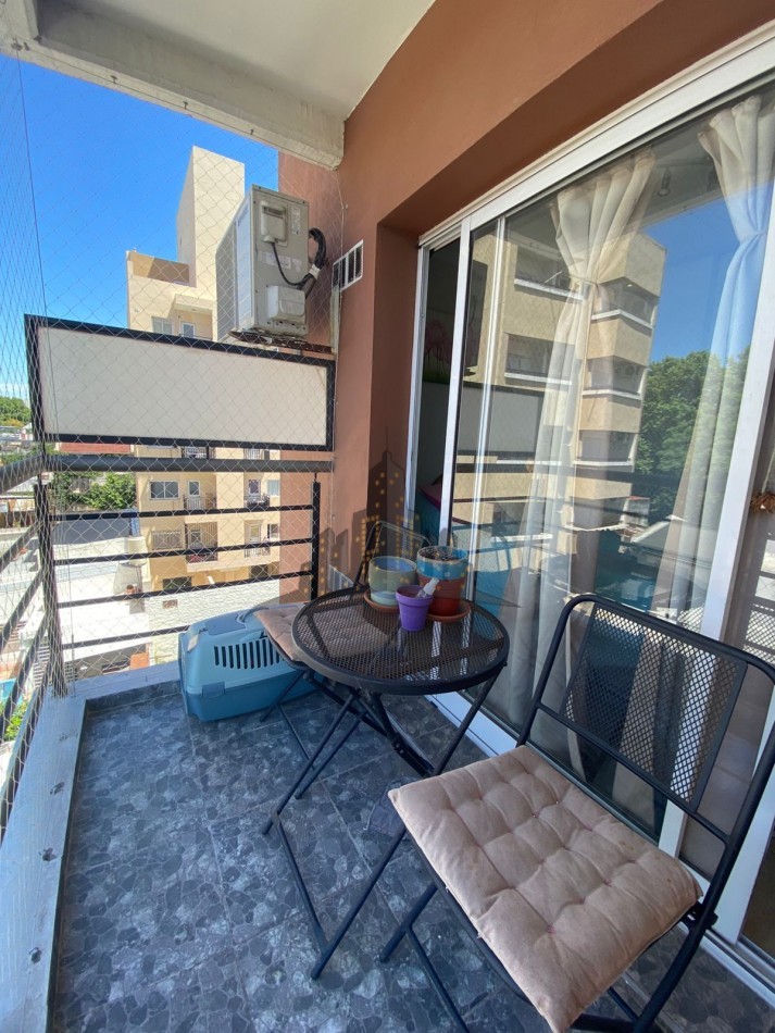 VENTA - CASEROS NORTE - DEPTO DOS AMBIENTES CON BALCON - APTO CREDITO BANCARIO 