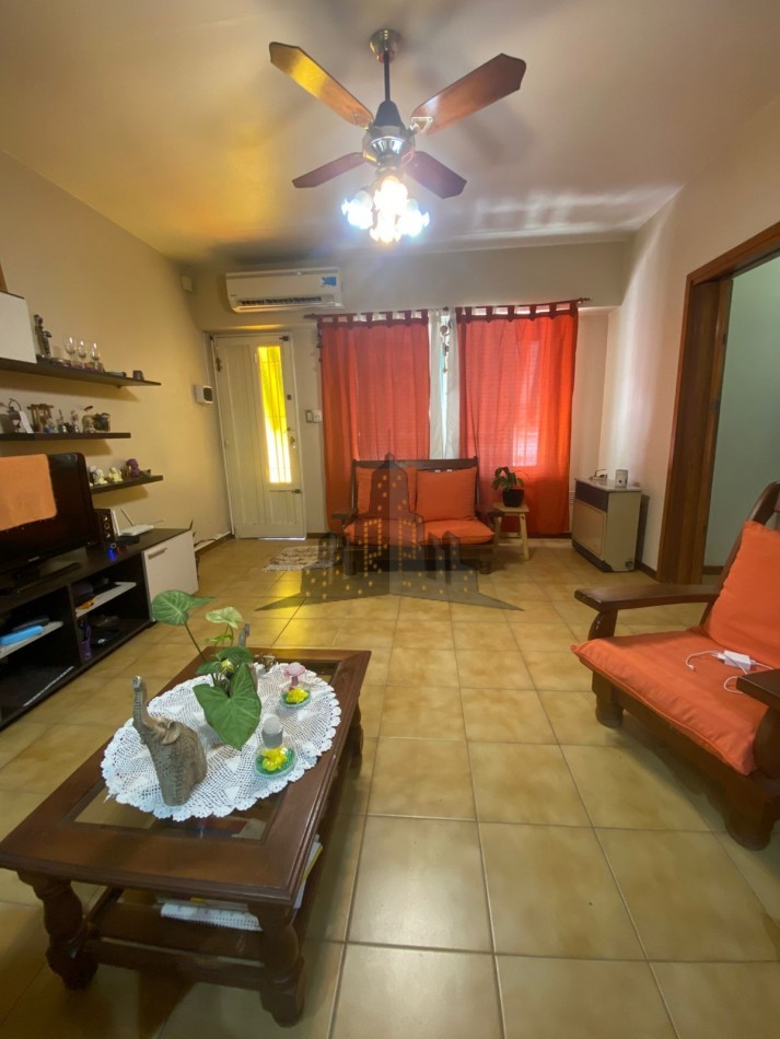  VENTA - PH 3 AMBIENTES TIPO CASA CON COCHERA Y PATIO - APTO CREDITO - CASEROS -  EXCELENTE OPORTUNIDAD