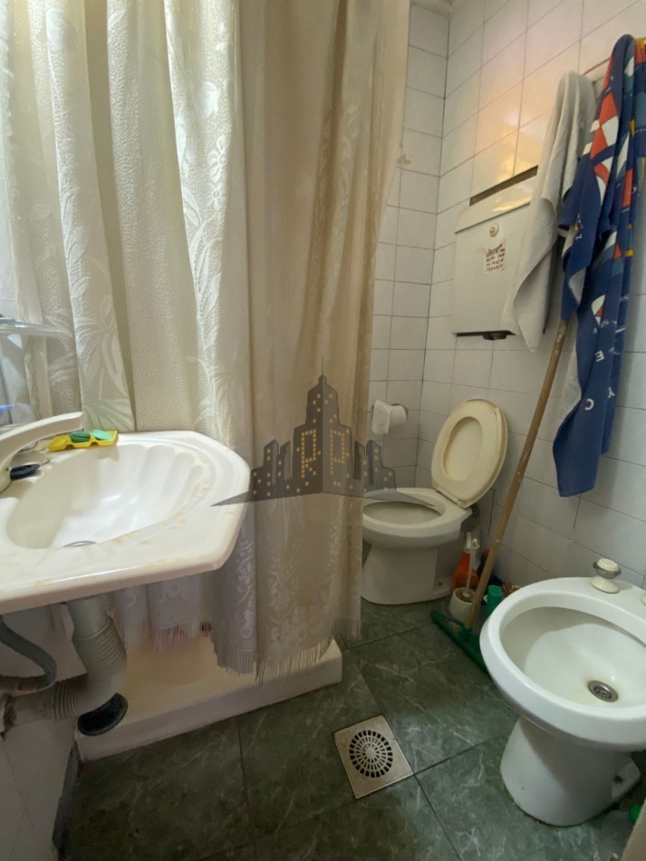 VENTA - PH AL FRENTE - 3 AMBIENTES - SANTOS LUGARES - TERRAZA PROPIA  - APTA CREDITO 