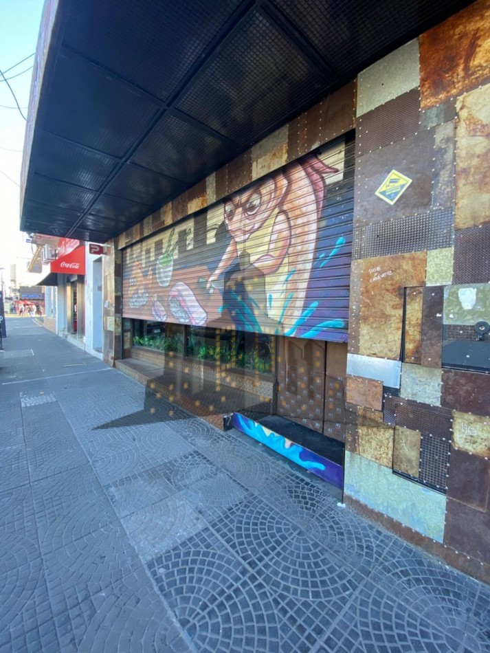 VENTA - GRAN LOCAL COMERCIAL - OPORTUNIDAD - INVERSION - CASEROS